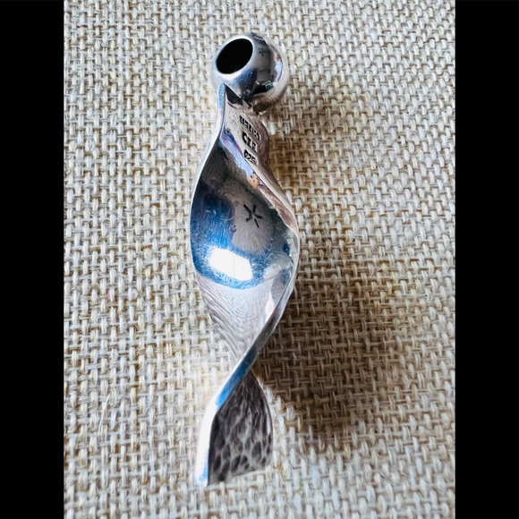 Mexico CII Twisted Hammered Modernist Pendent .925 Sterling Silver 2 1/2” - Picture 3 of 5